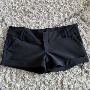 Black Women's Tailored Cuffed Shorts